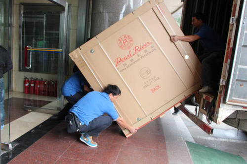 兴安钢琴贵重工艺品无忧运